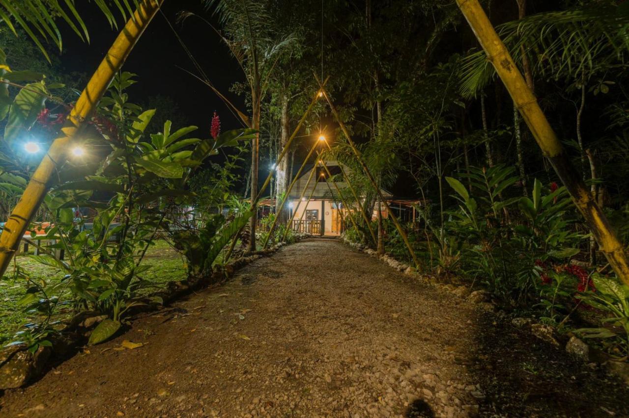 Nawal Otel Lanquín Dış mekan fotoğraf